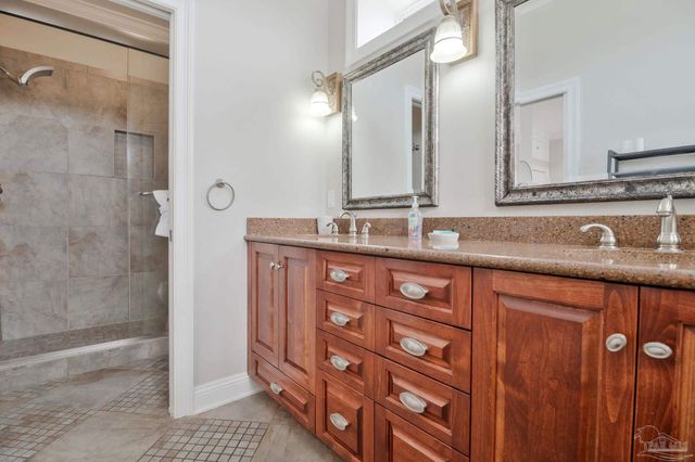 1724 Calle Bonita, Pensacola Beach, FL 32561