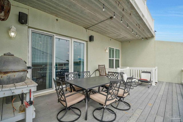 1724 Calle Bonita, Pensacola Beach, FL 32561