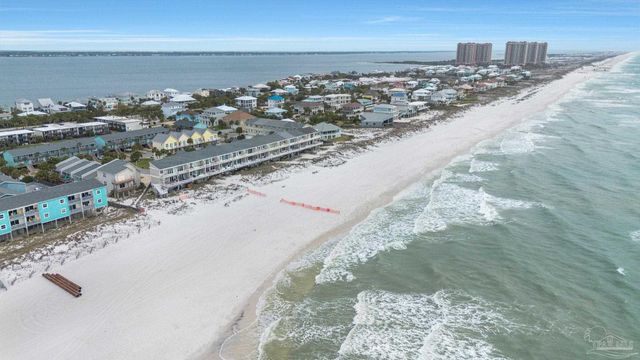 1724 Calle Bonita, Pensacola Beach, FL 32561
