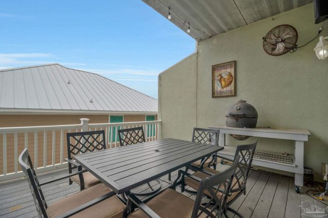 1724 Calle Bonita, Pensacola Beach, FL 32561