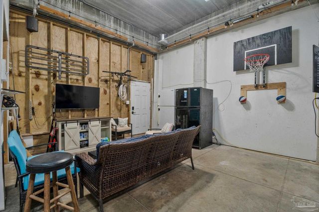 1724 Calle Bonita, Pensacola Beach, FL 32561