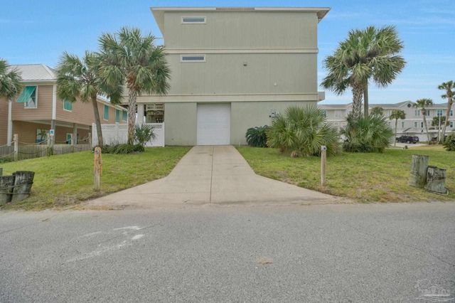 1724 Calle Bonita, Pensacola Beach, FL 32561