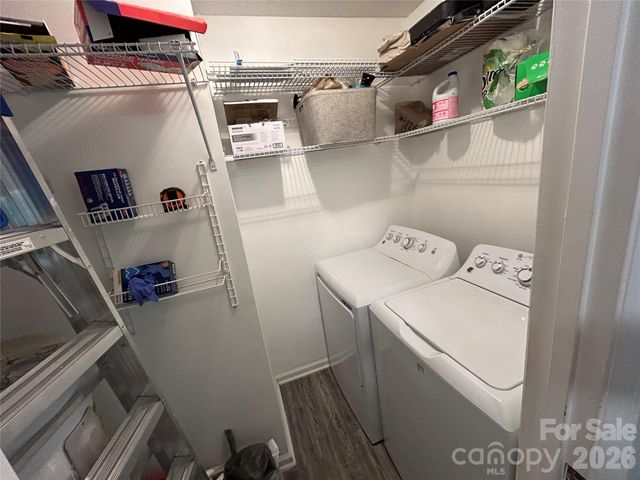 6466 Windsor Gate Lane, Charlotte, NC 28215