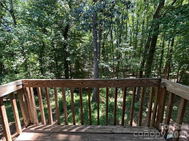 6466 Windsor Gate Lane, Charlotte, NC 28215