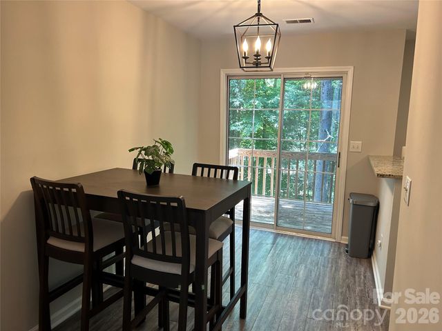 6466 Windsor Gate Lane, Charlotte, NC 28215