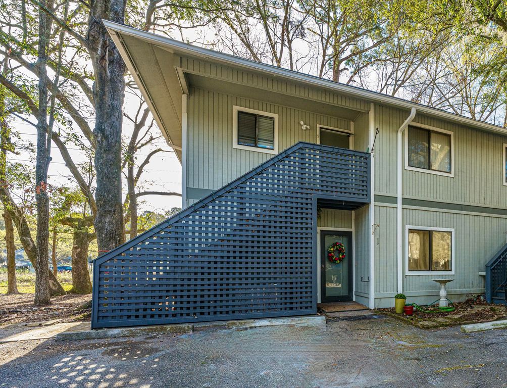 Image 1 of property listing at 2770 Jobee Drive Drive 1, Charleston, SC 29414