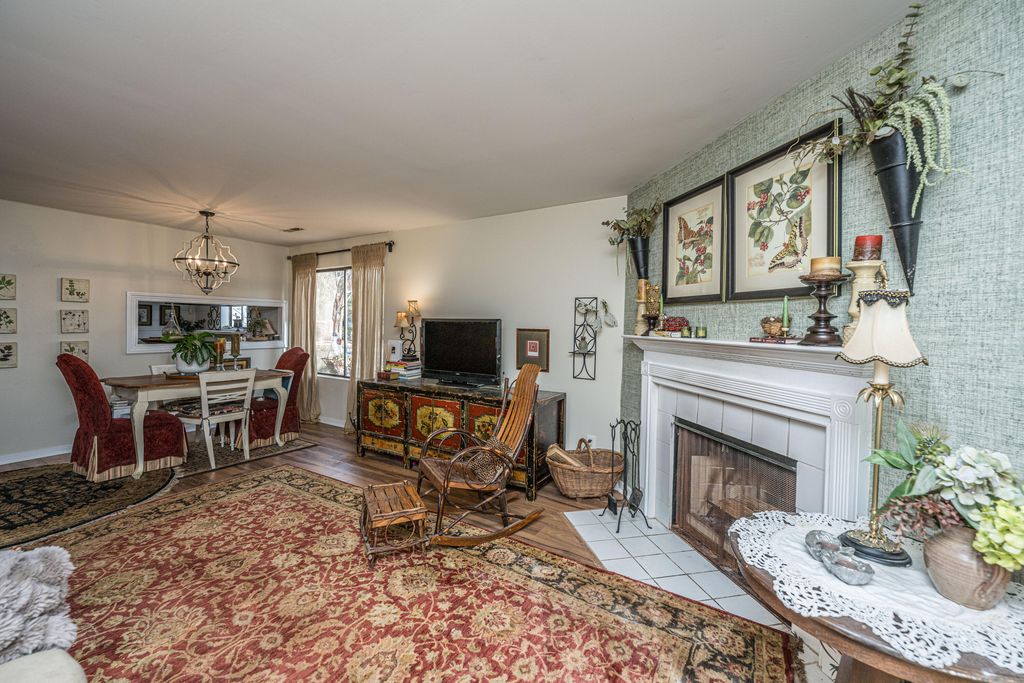 Image 12 of property listing at 2770 Jobee Drive Drive 1, Charleston, SC 29414