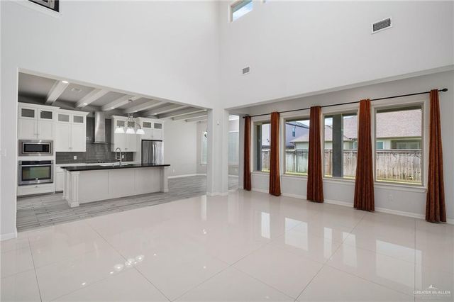 2306 W Holland Avenue, Edinburg, TX 78539