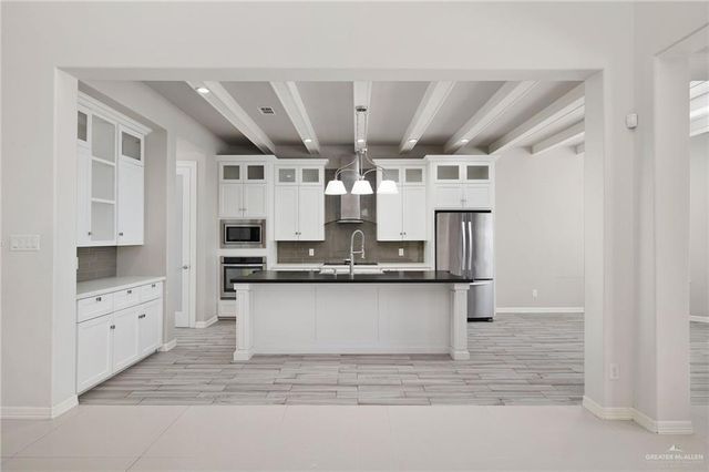 2306 W Holland Avenue, Edinburg, TX 78539