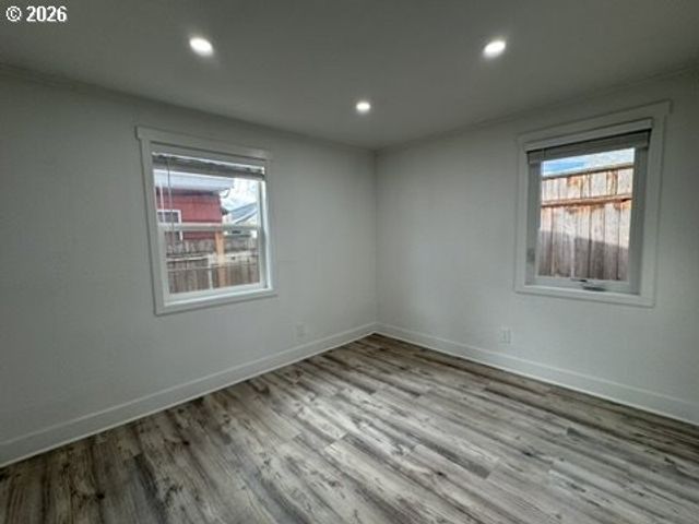 3823 Se 52ND Ave, Portland, OR 97206