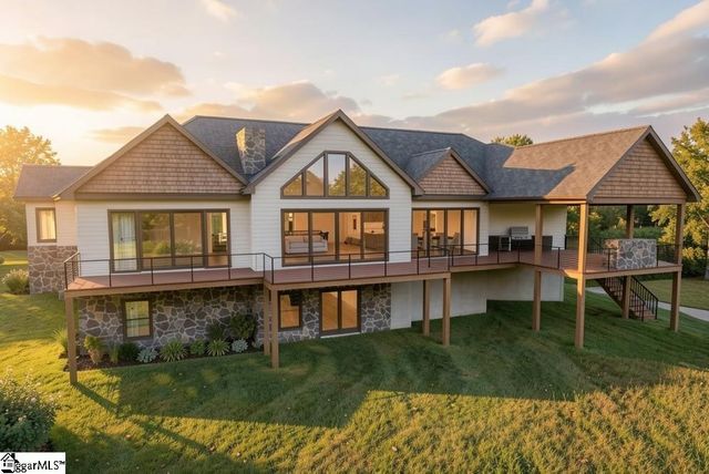 66 The Cliffs Parkway, Landrum, SC 29356