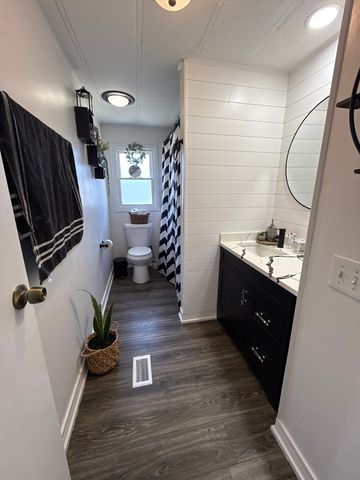 22 Hearthside Drive, Matteson, IL 60443