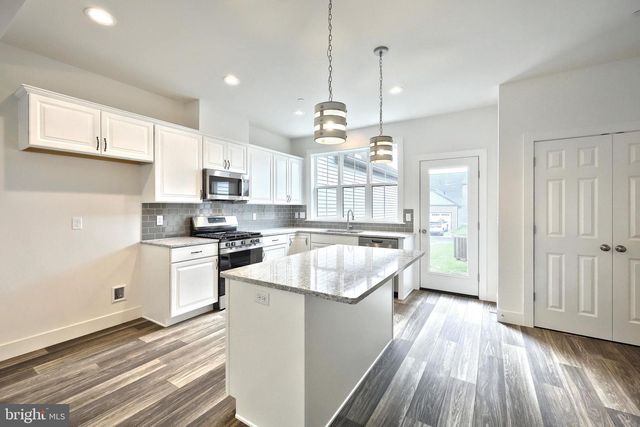 103 MADISON DR, Mechanicsburg, PA 17055