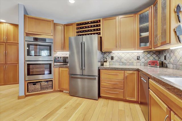 25799 Sweet Rd, Grass Valley, CA 95949