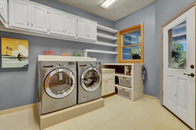 25799 Sweet Rd, Grass Valley, CA 95949