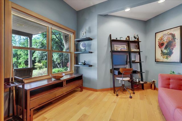 25799 Sweet Rd, Grass Valley, CA 95949