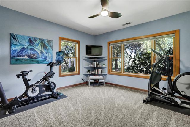 25799 Sweet Rd, Grass Valley, CA 95949