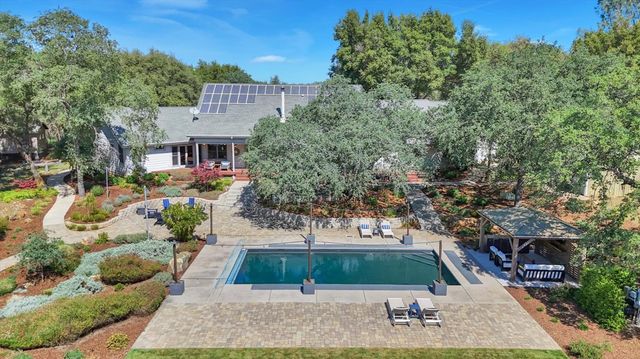 25799 Sweet Rd, Grass Valley, CA 95949