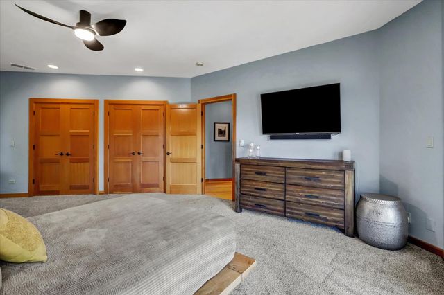 25799 Sweet Rd, Grass Valley, CA 95949