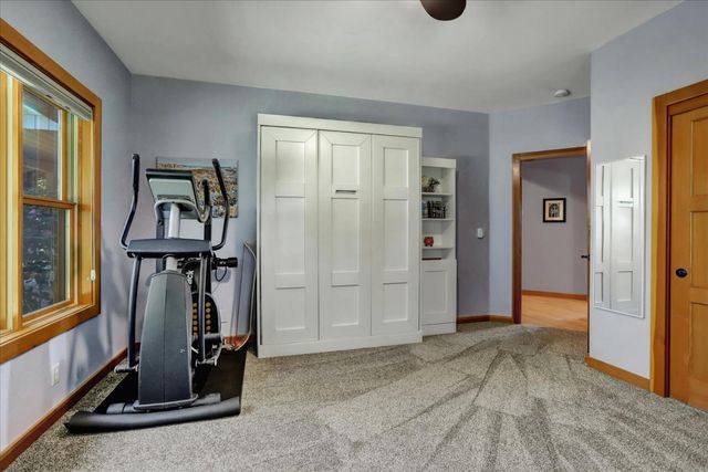 25799 Sweet Rd, Grass Valley, CA 95949