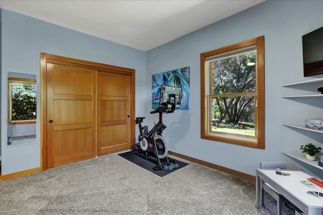 25799 Sweet Rd, Grass Valley, CA 95949