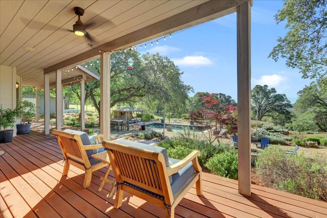 25799 Sweet Rd, Grass Valley, CA 95949