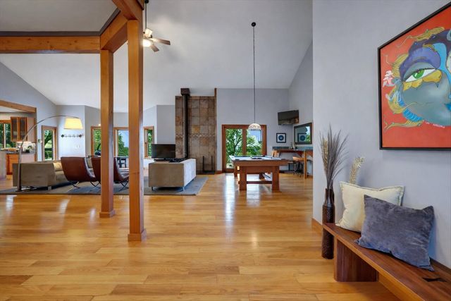 25799 Sweet Rd, Grass Valley, CA 95949