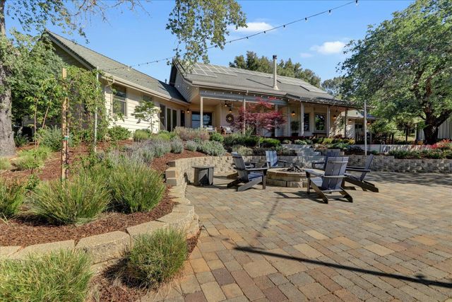 25799 Sweet Rd, Grass Valley, CA 95949