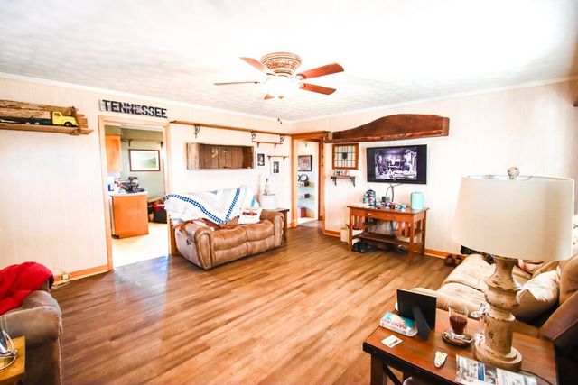 3035 Monterey Hwy, Sparta, TN 38583