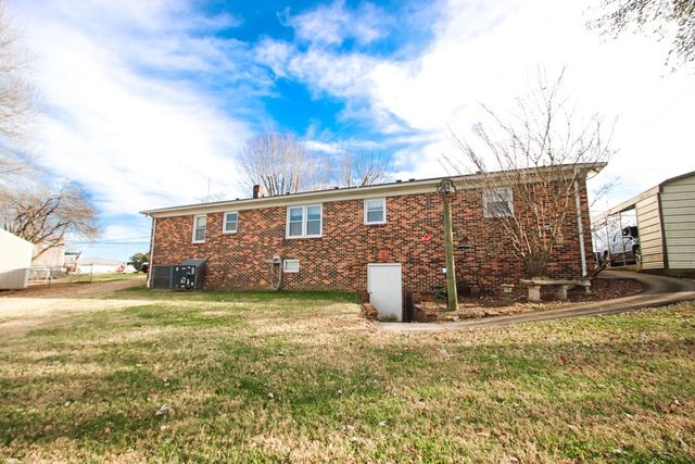3035 Monterey Hwy, Sparta, TN 38583