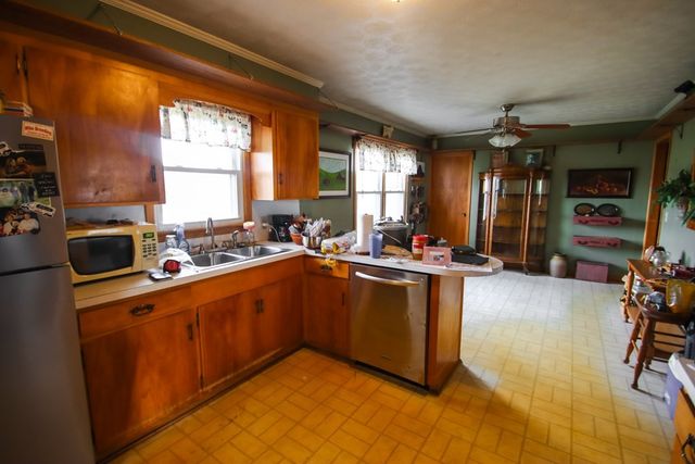 3035 Monterey Hwy, Sparta, TN 38583