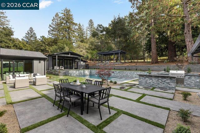 530 Miner Road, Orinda, CA 94563