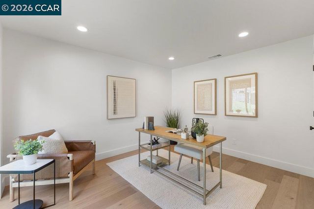 530 Miner Road, Orinda, CA 94563