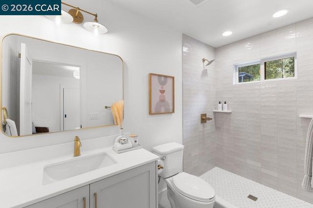 530 Miner Road, Orinda, CA 94563
