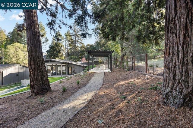 530 Miner Road, Orinda, CA 94563