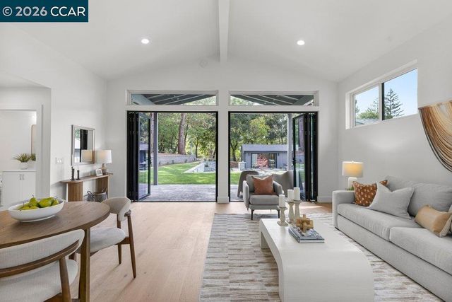 530 Miner Road, Orinda, CA 94563