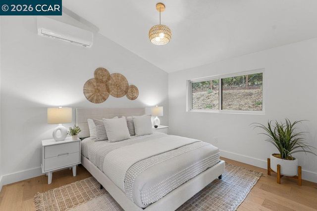 530 Miner Road, Orinda, CA 94563