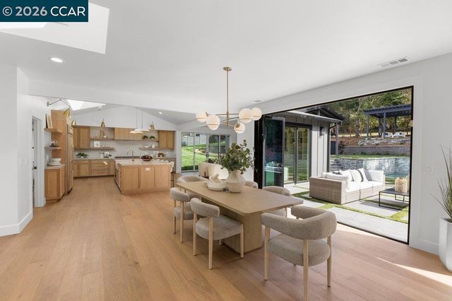 530 Miner Road, Orinda, CA 94563