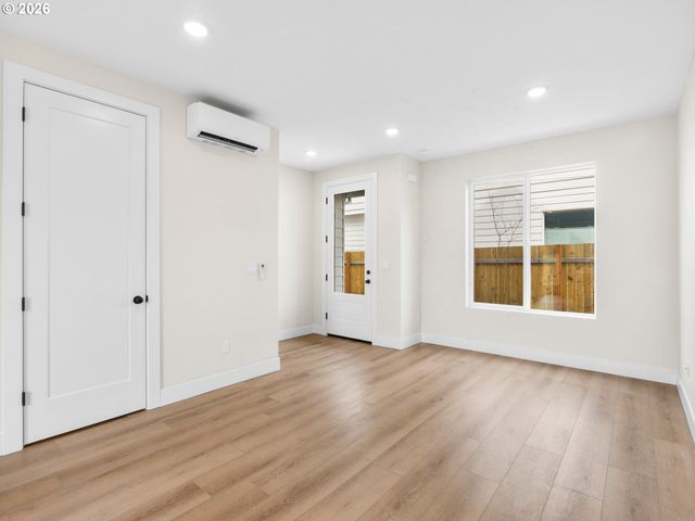 3138 Ne 72nd Ave, Portland, OR 97213