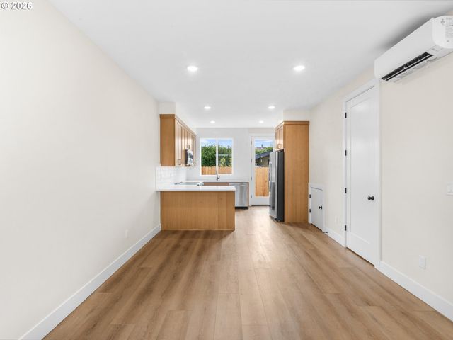 3138 Ne 72nd Ave, Portland, OR 97213