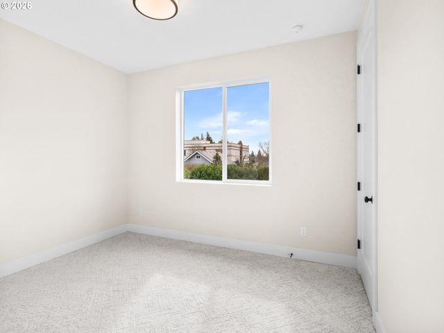 3138 Ne 72nd Ave, Portland, OR 97213