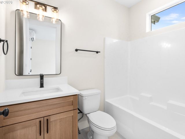 3138 Ne 72nd Ave, Portland, OR 97213