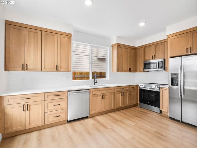 3138 Ne 72nd Ave, Portland, OR 97213