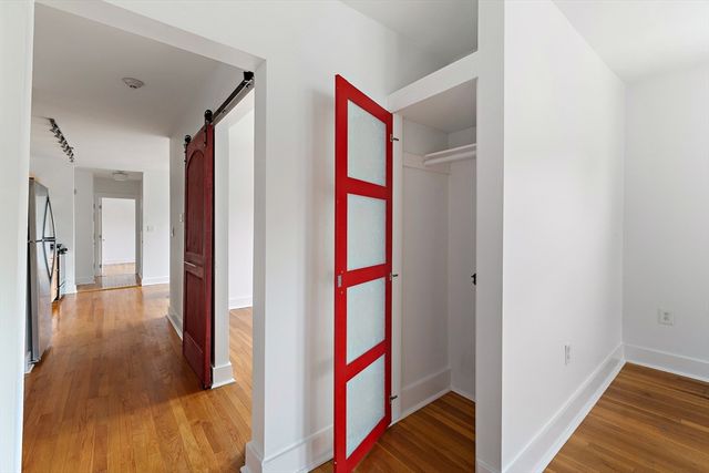 699 Hyde Park Ave 6, Boston, MA 02131
