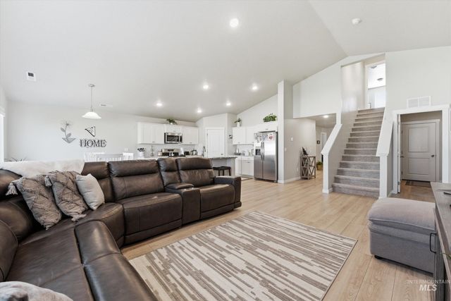3789 S Walnut Ridge Way, Nampa, ID 83686
