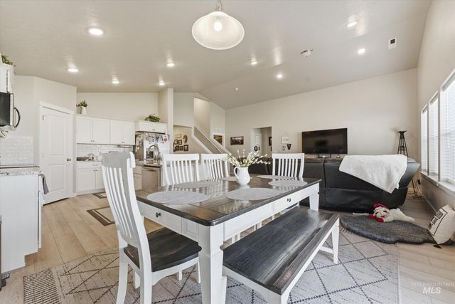 3789 S Walnut Ridge Way, Nampa, ID 83686