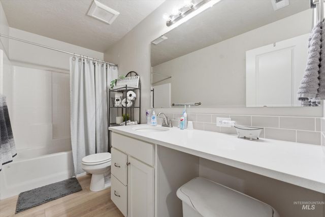 3789 S Walnut Ridge Way, Nampa, ID 83686
