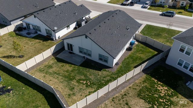 3789 S Walnut Ridge Way, Nampa, ID 83686