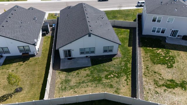 3789 S Walnut Ridge Way, Nampa, ID 83686
