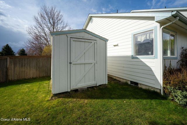 5760 N STAFFORD RD, Coeur D'alene, ID 83815